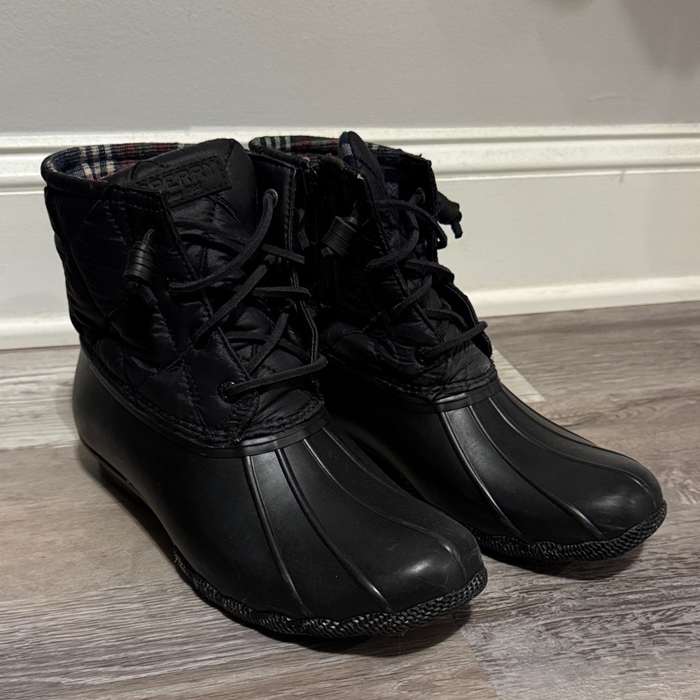 Sperry Women's Black Duck Boots